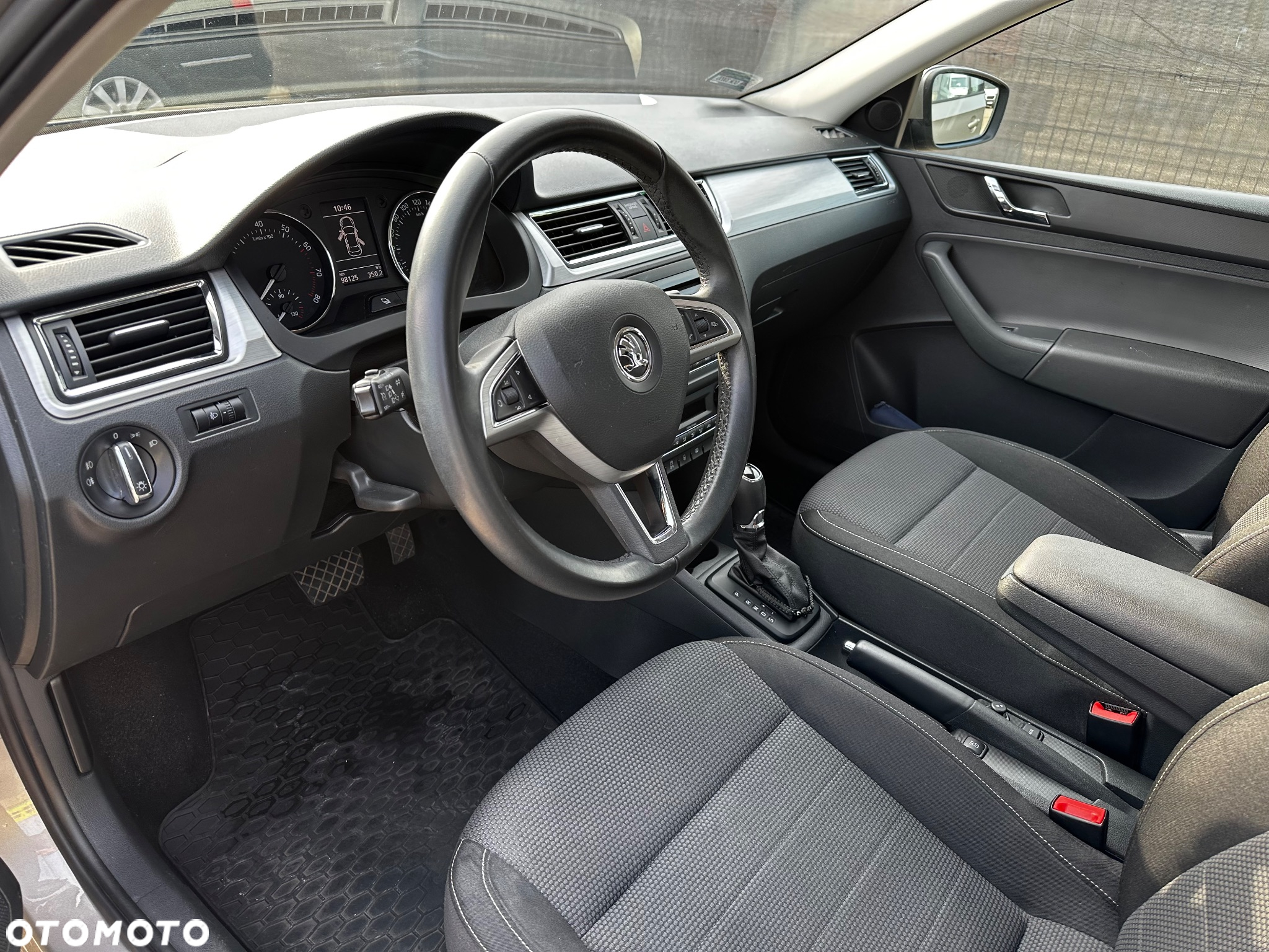 Skoda RAPID 1.4 TSI Elegance DSG - 4