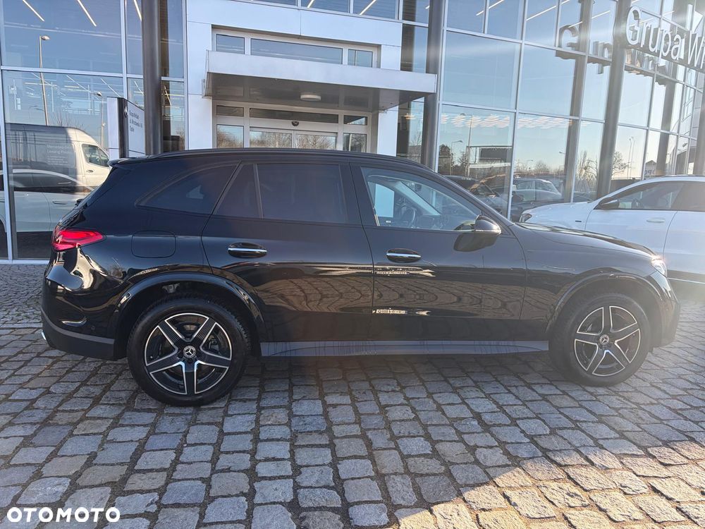 Mercedes-Benz GLC 300 e PHEV 4-Matic AMG Line - 8