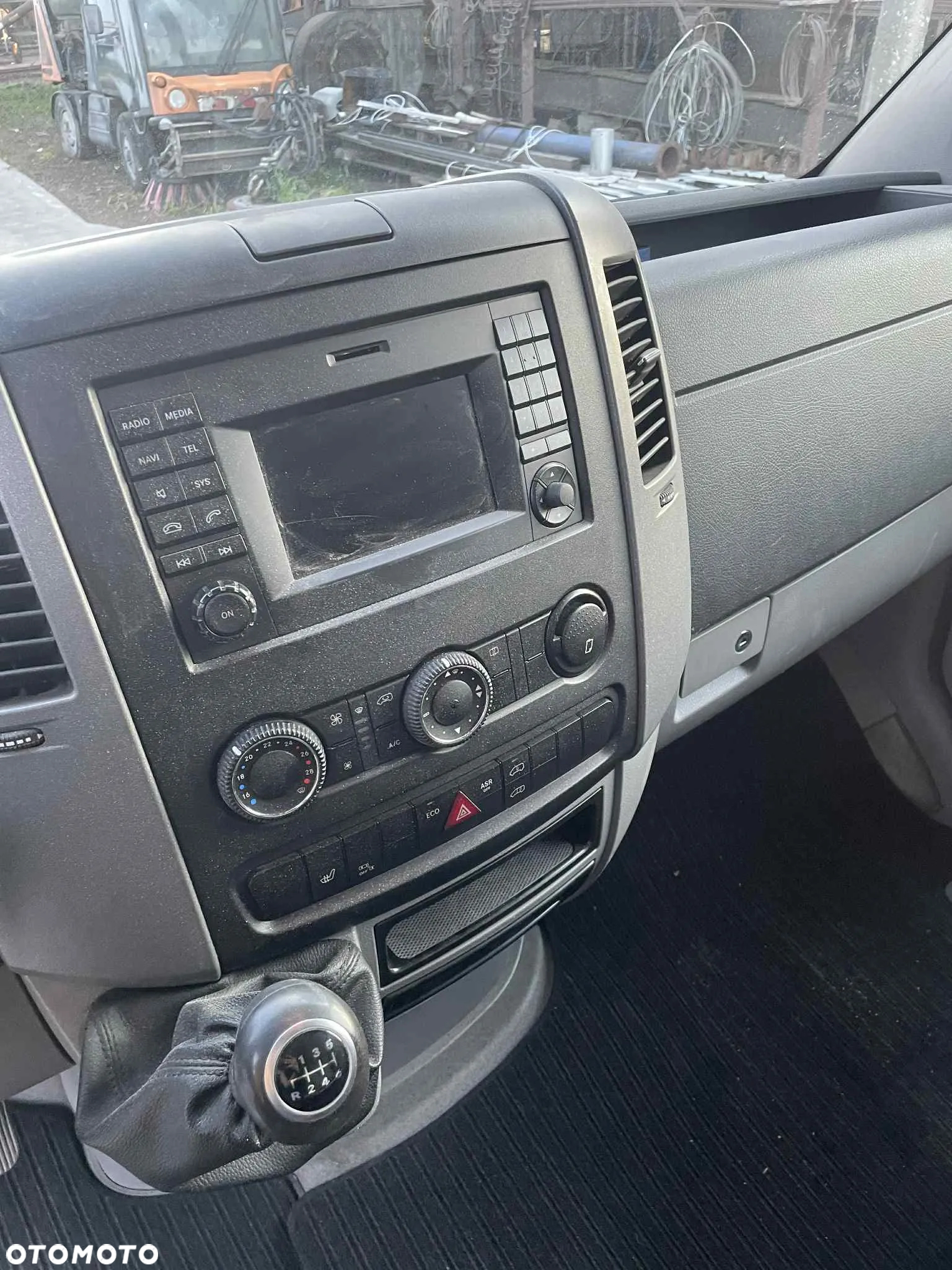 Mercedes-Benz Sprinter 316 - 8