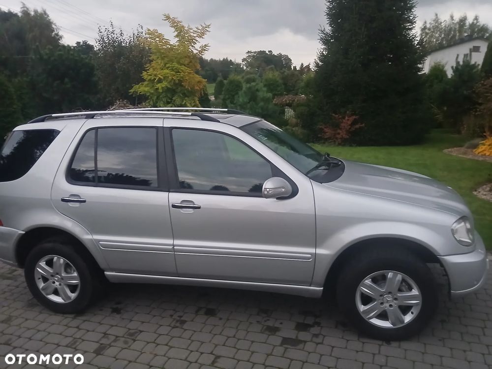 Mercedes-Benz ML - 4