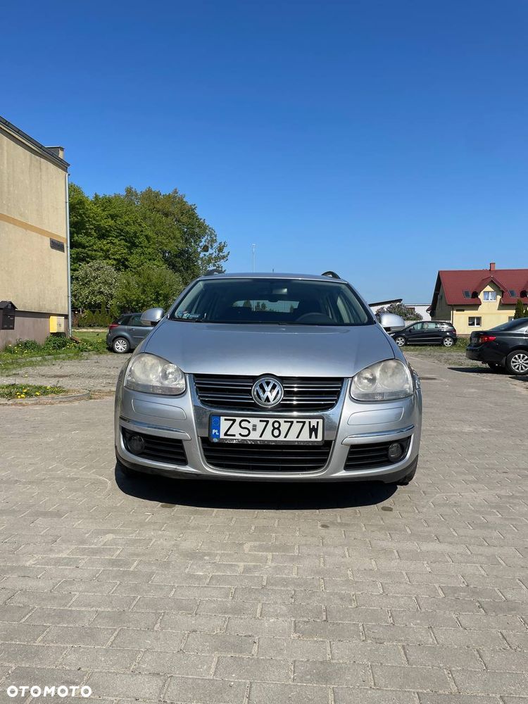 Volkswagen Golf 1.4 TSI Comfortline - 2
