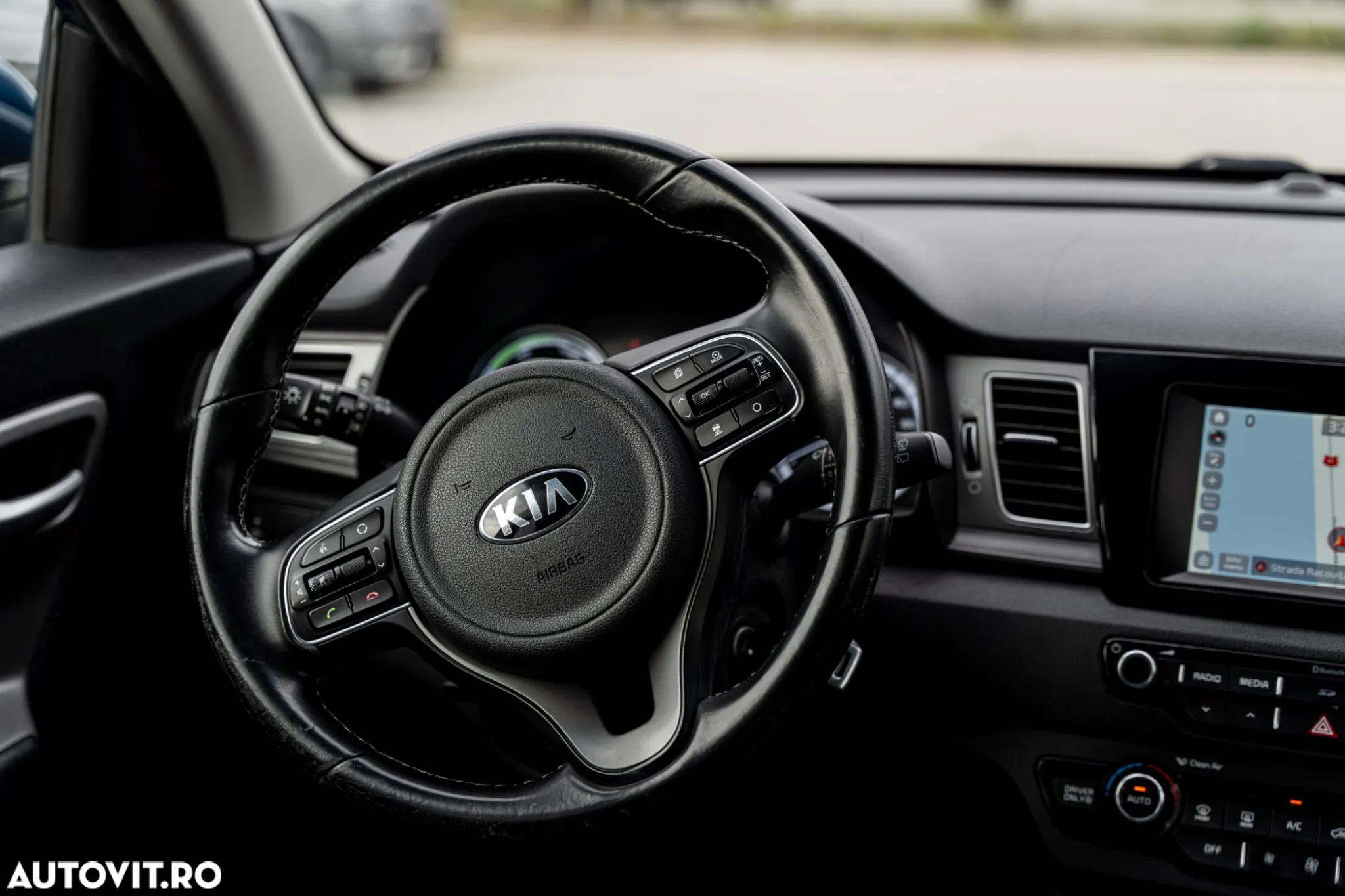 Kia Niro 1.6 GDI HEV 2WD OPF Aut. Spirit - 17