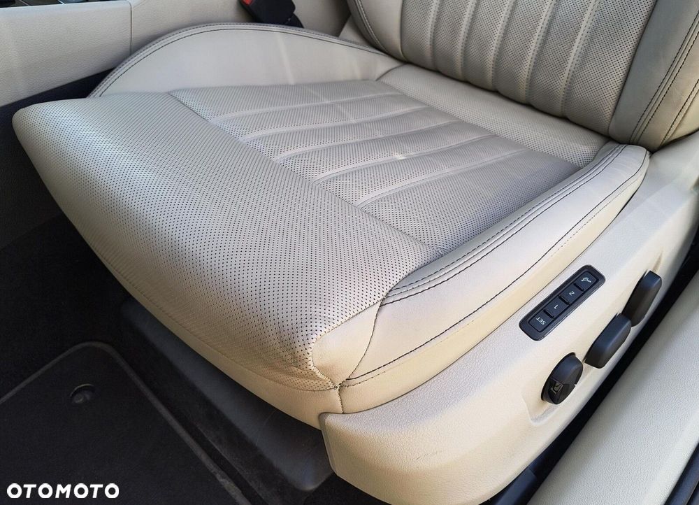 Skoda Superb 2.0 TSI 4x4 L&K DSG - 12