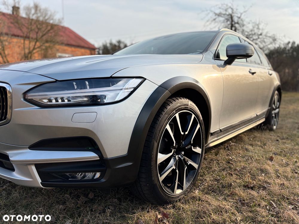 Volvo V90 Cross Country T5 AWD Pro - 11
