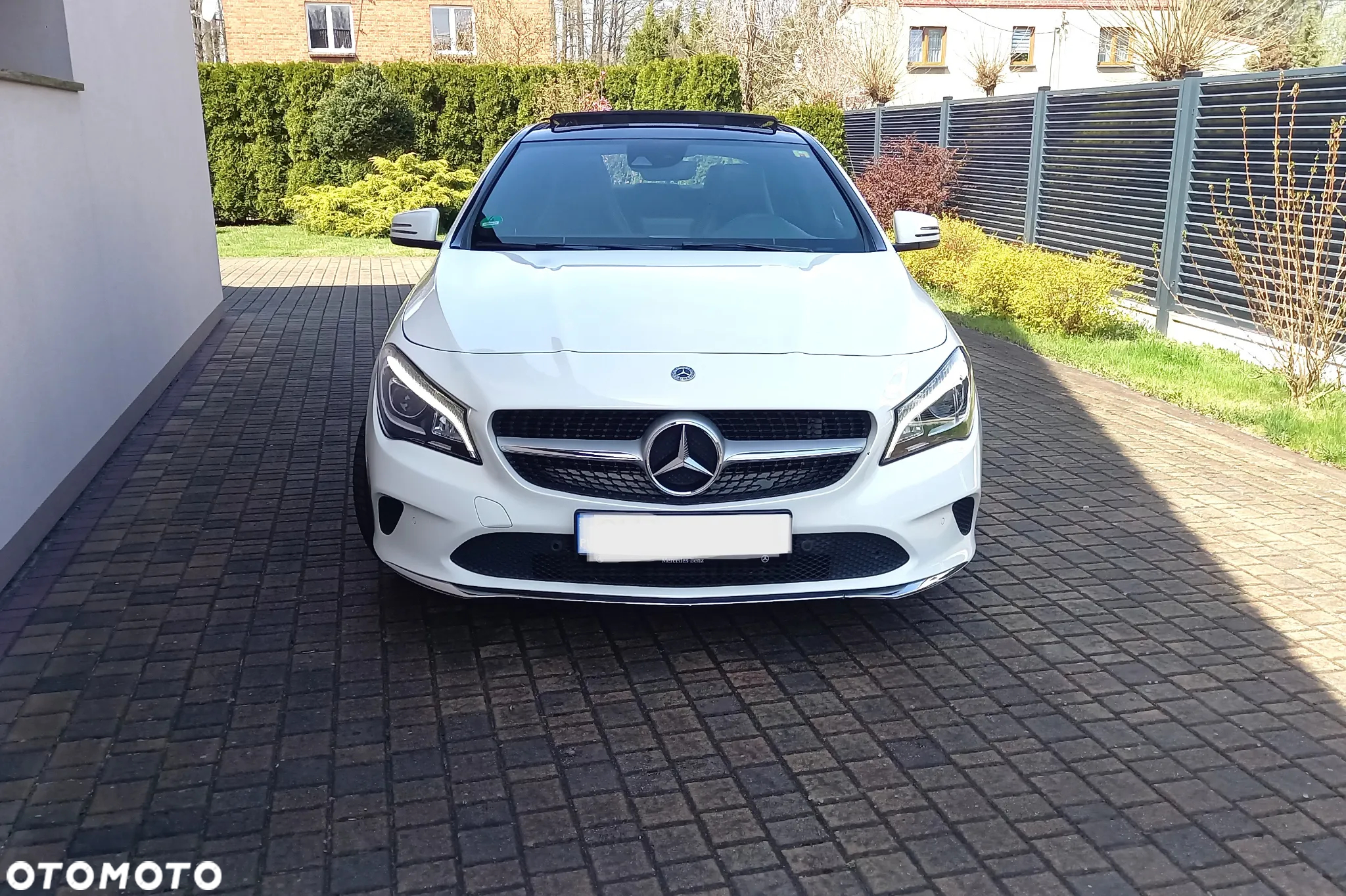 Mercedes-Benz CLA 200 - 5