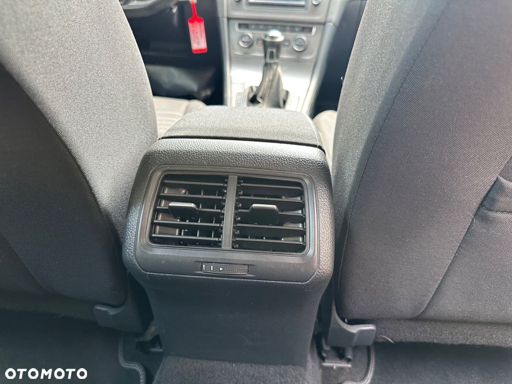 Volkswagen Golf VII 1.2 TSI BMT Comfortline - 14