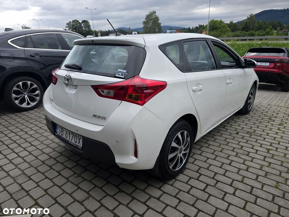 Toyota Auris - 6