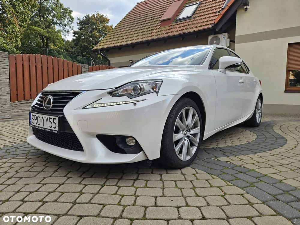 Lexus IS 200t Elite - 6