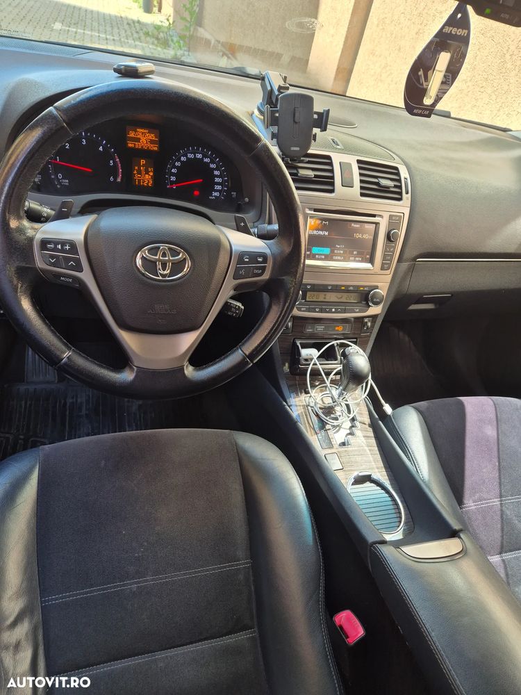 Toyota Avensis 2.2 D-CAT Luxury Aut. (consola argintie) - 10