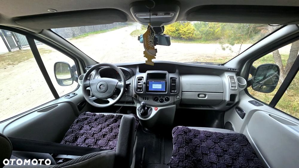 Opel Vivaro - 11