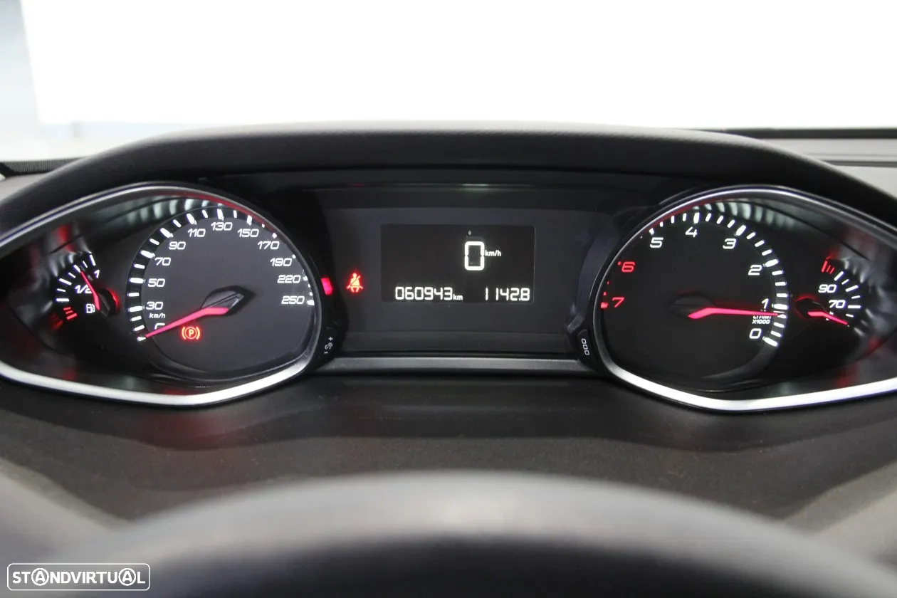 Peugeot 308 1.2 PureTech Access - 15
