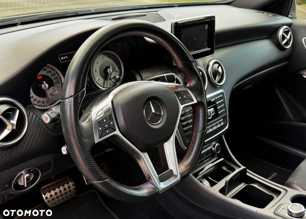 Mercedes-Benz Klasa A 180 (BlueEFFICIENCY) 7G-DCT - 26