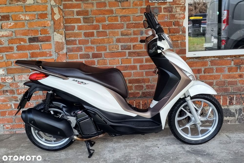 Piaggio Medley - 4