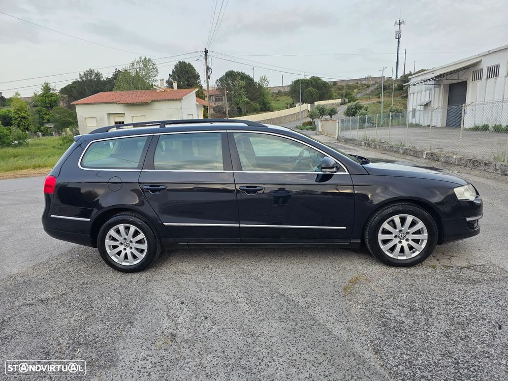 VW Passat Variant 2.0 TDI Confortline - 12