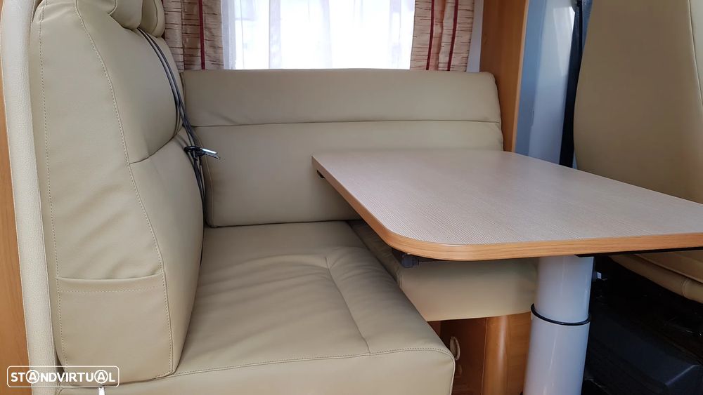 Burstner Nexxo T 687 Cama Central - 29