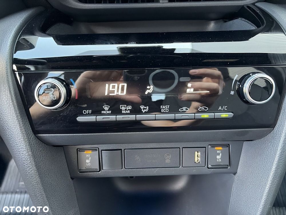 Toyota Yaris Cross Hybrid 1.5 Comfort - 19