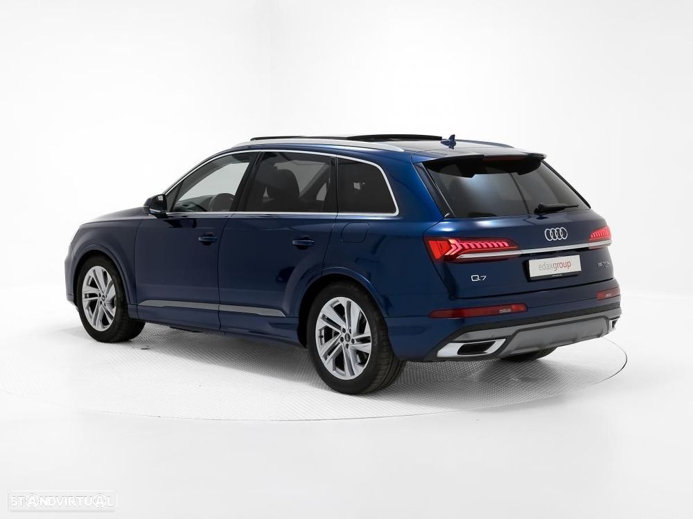 Audi Q7 55 TFSIe quattro S line Tiptronic - 4