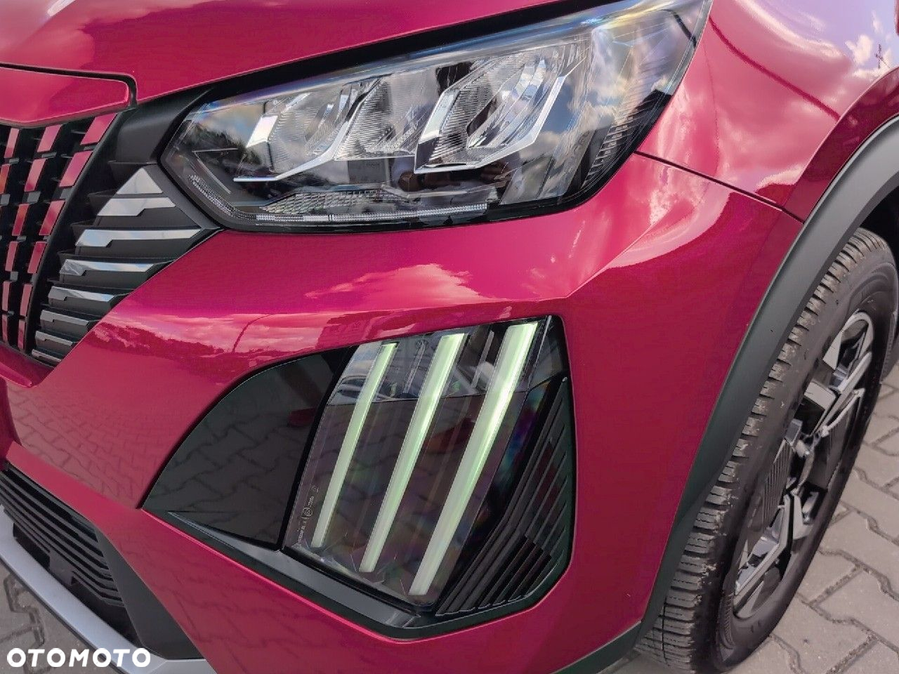 Peugeot 2008 1.2 PureTech Allure S&S EAT8 - 12