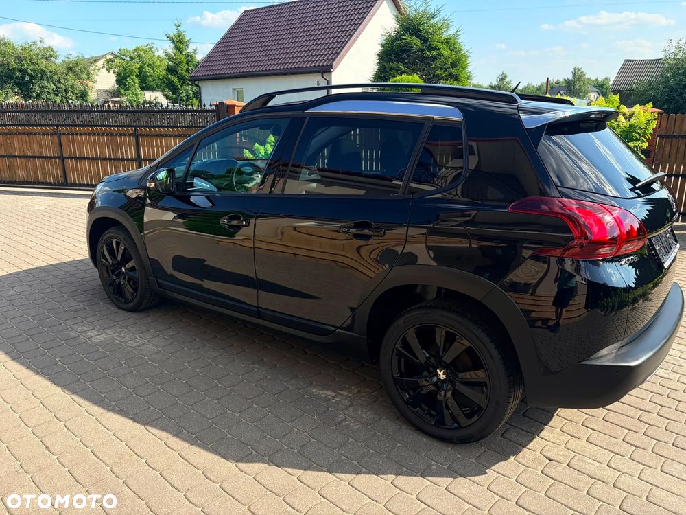 Peugeot 2008 BlueHDi FAP 120 STOP & START GT-Line Edition - 11
