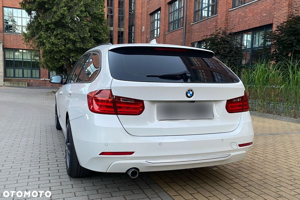 BMW Seria 3 - 14