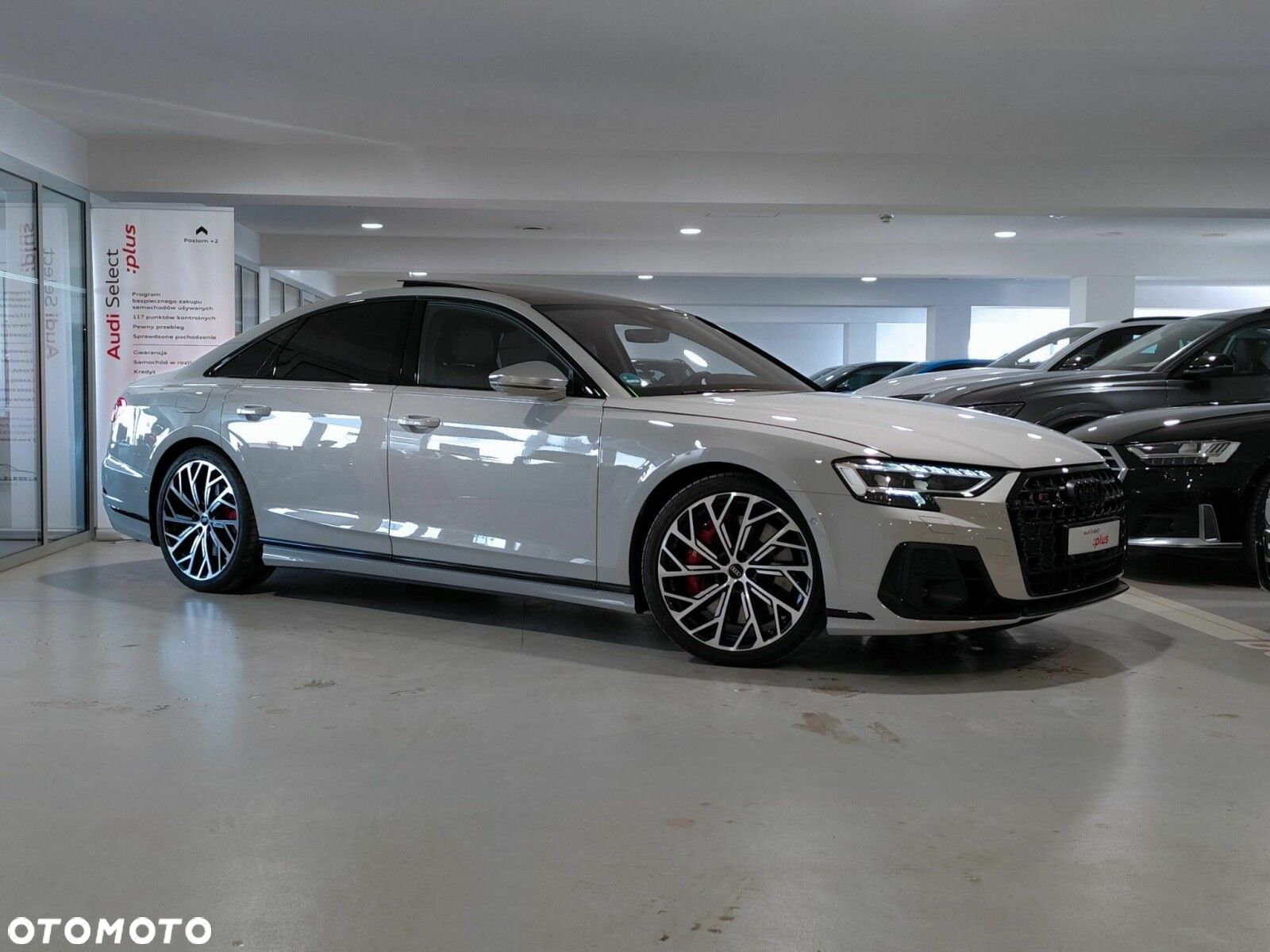 Audi S8 - 3