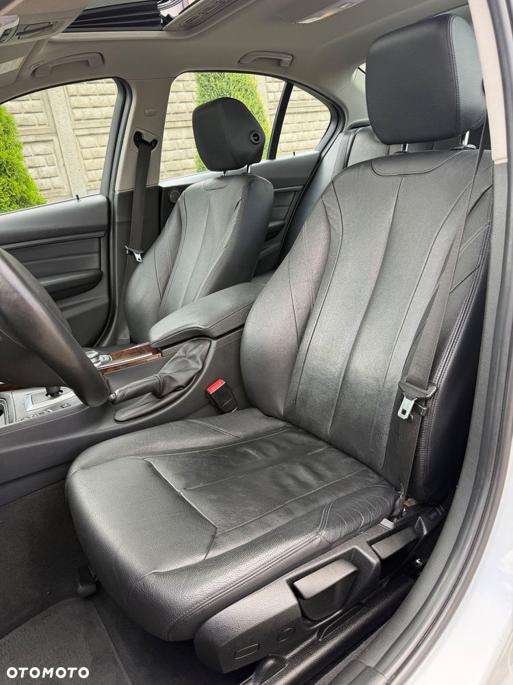 BMW Seria 3 320d Blue Performance Luxury Line - 6