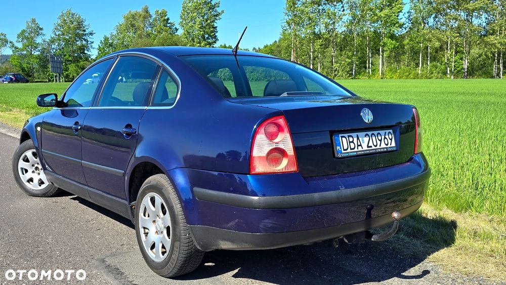 Volkswagen Passat 2.0 Comfortline Family - 6