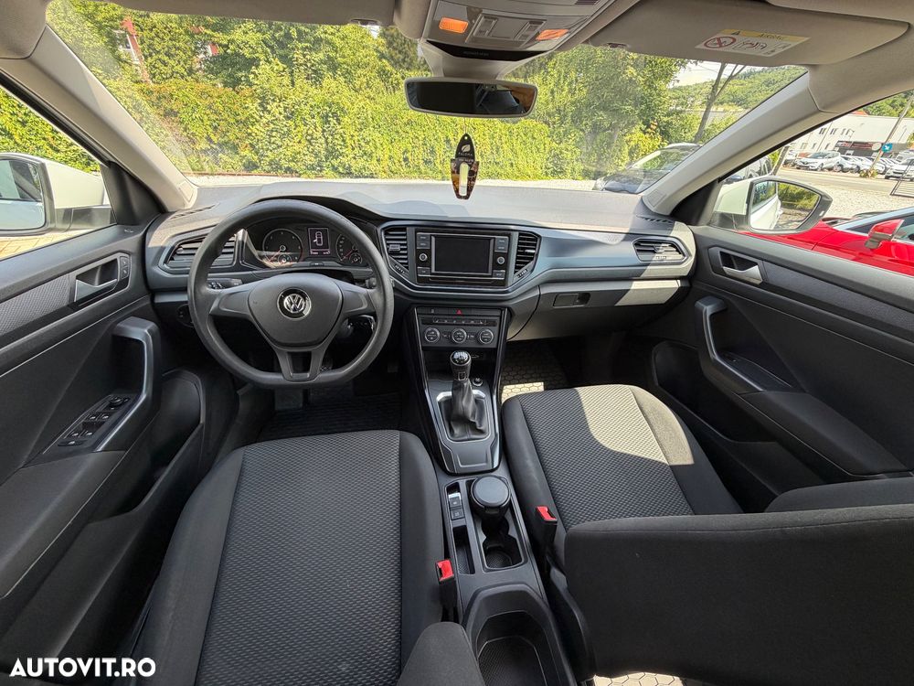 Volkswagen T-Roc 1.6 TDI Base - 2
