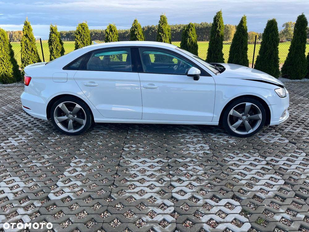 Audi A3 2.0 TDI (clean diesel) S tronic Attraction - 2