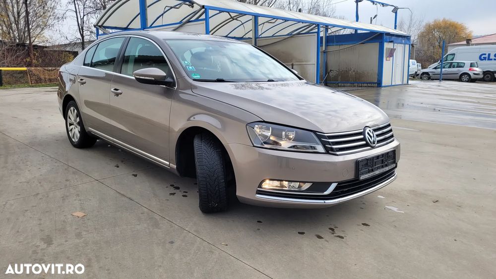 Volkswagen Passat 1.4 TSI BlueMotion Technology Comfortline - 4