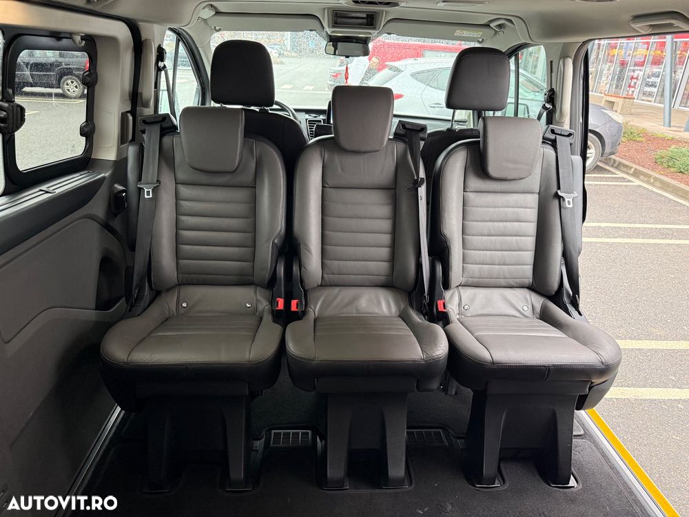 Ford Tourneo Custom Bus 320 2.0 EcoBlue 185 CP L2H1 Titanium X Aut. - 24