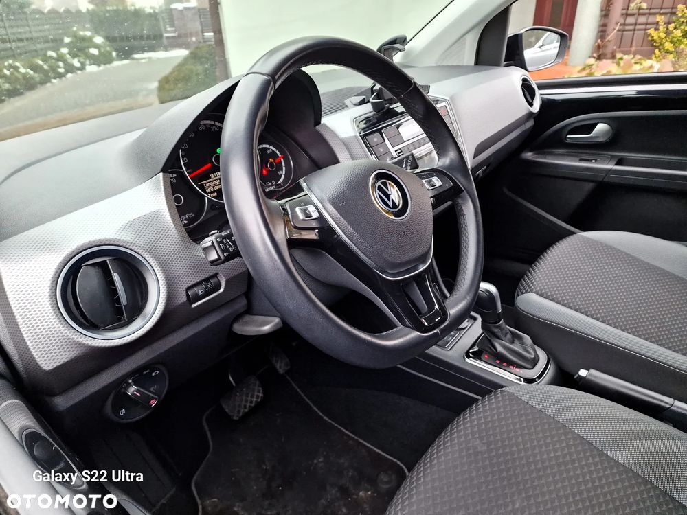 Volkswagen up! e-up - 15