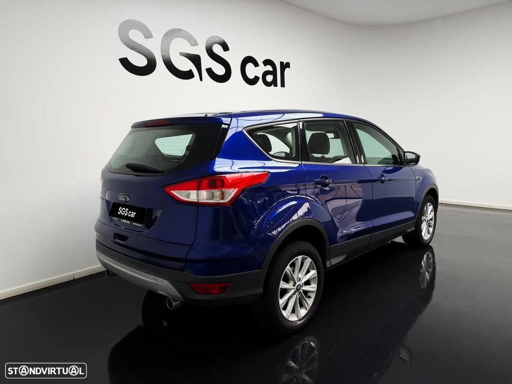 Ford Kuga 2.0 TDCi Titanium Powershift - 4