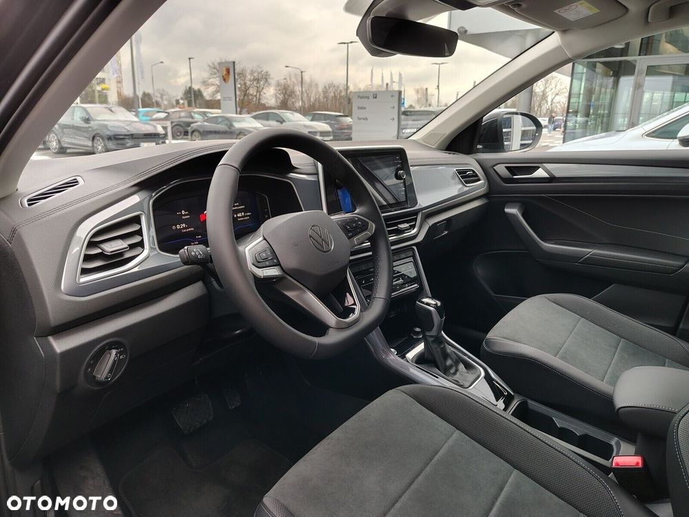 Volkswagen T-Roc - 14
