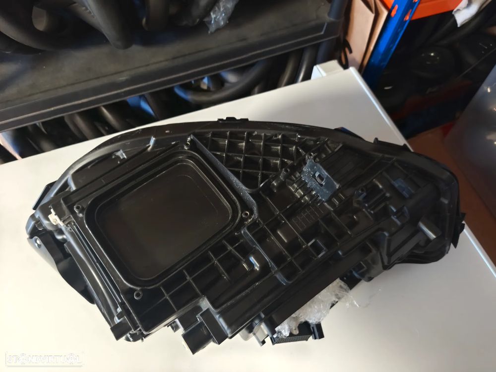 Farol direito Led high Performance Mercedes w177 - 7