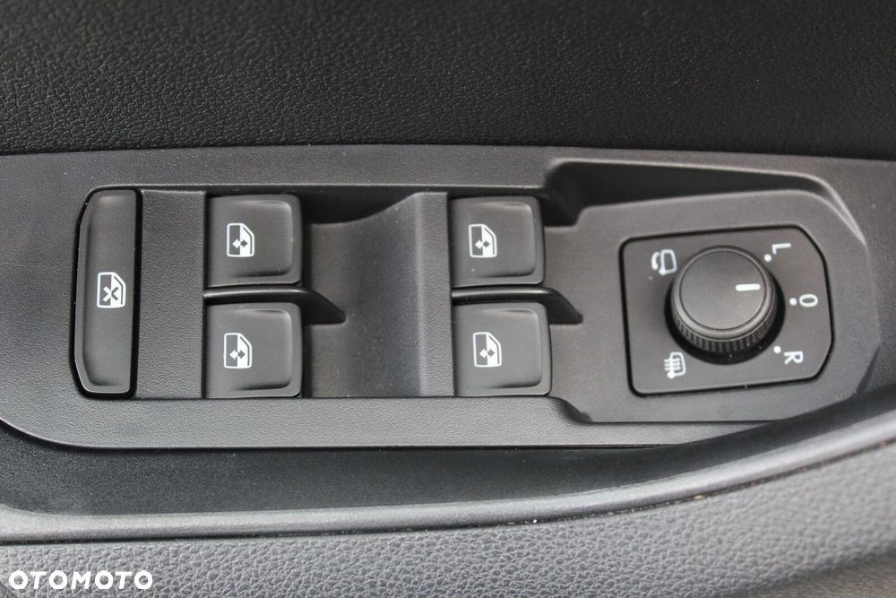 Skoda Karoq 2.0 TDI SCR 4x4 Ambition DSG - 23