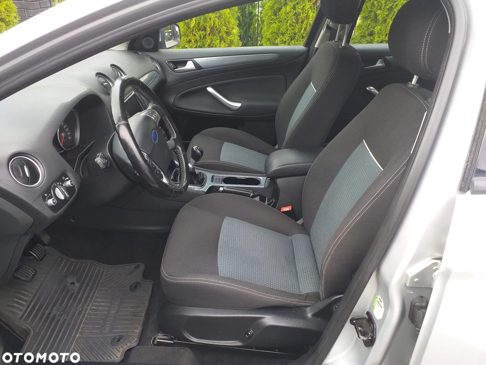 Ford Mondeo Turnier 2.0 TDCi Titanium - 10