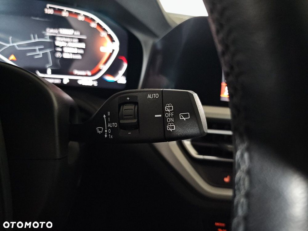BMW Seria 3 318d Advantage - 15