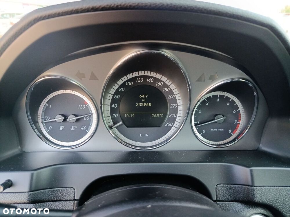 Mercedes-Benz Klasa C 200 Kompressor Avantgarde - 17