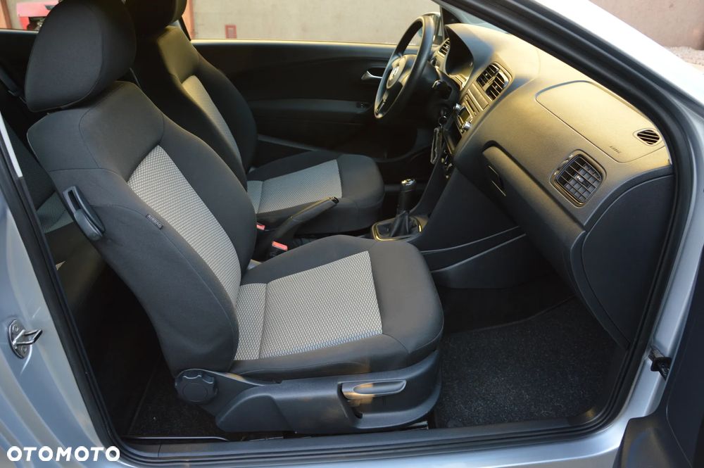 Volkswagen Polo - 7