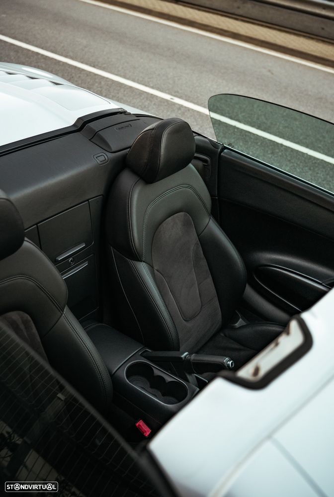 Audi R8 Spyder 4.2 FSI quattro R tronic - 26