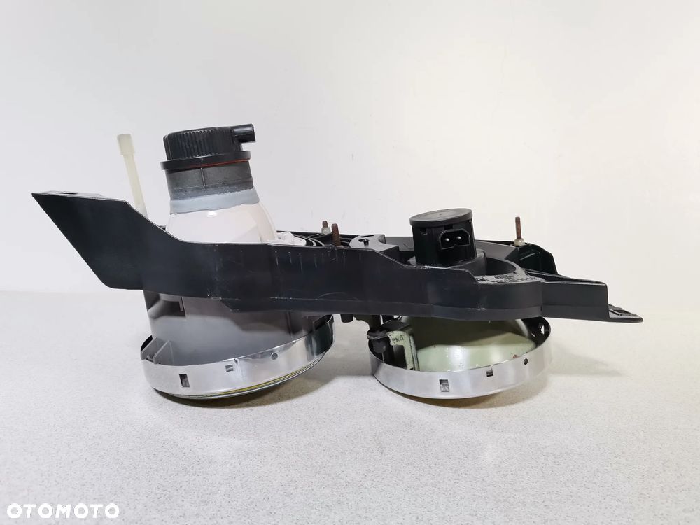 Lampa Reflektor lewy BMW 5 E34 BMW 7 E32 87-97 YELLOW HELLA Oryginał - 13