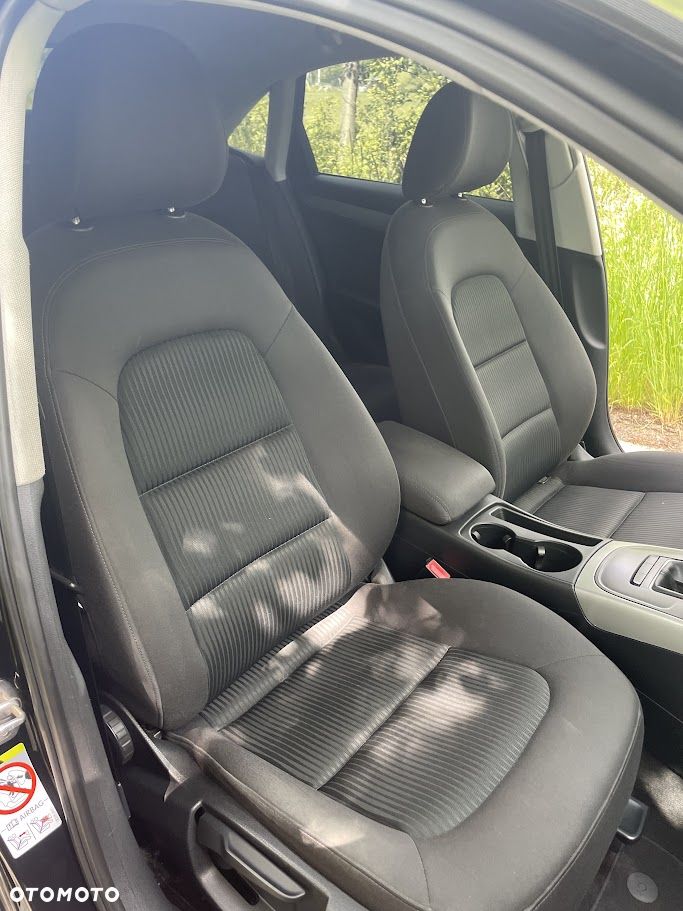 Audi A4 Limousine - 16