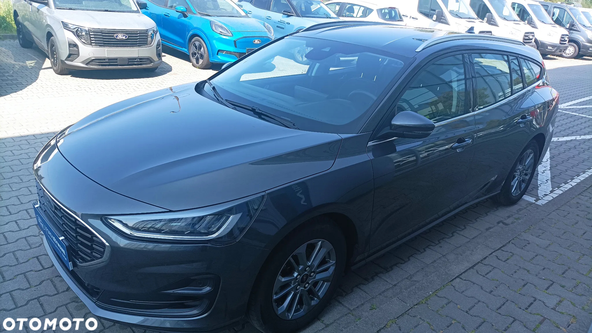Ford Focus 1.0 EcoBoost Titanium - 4