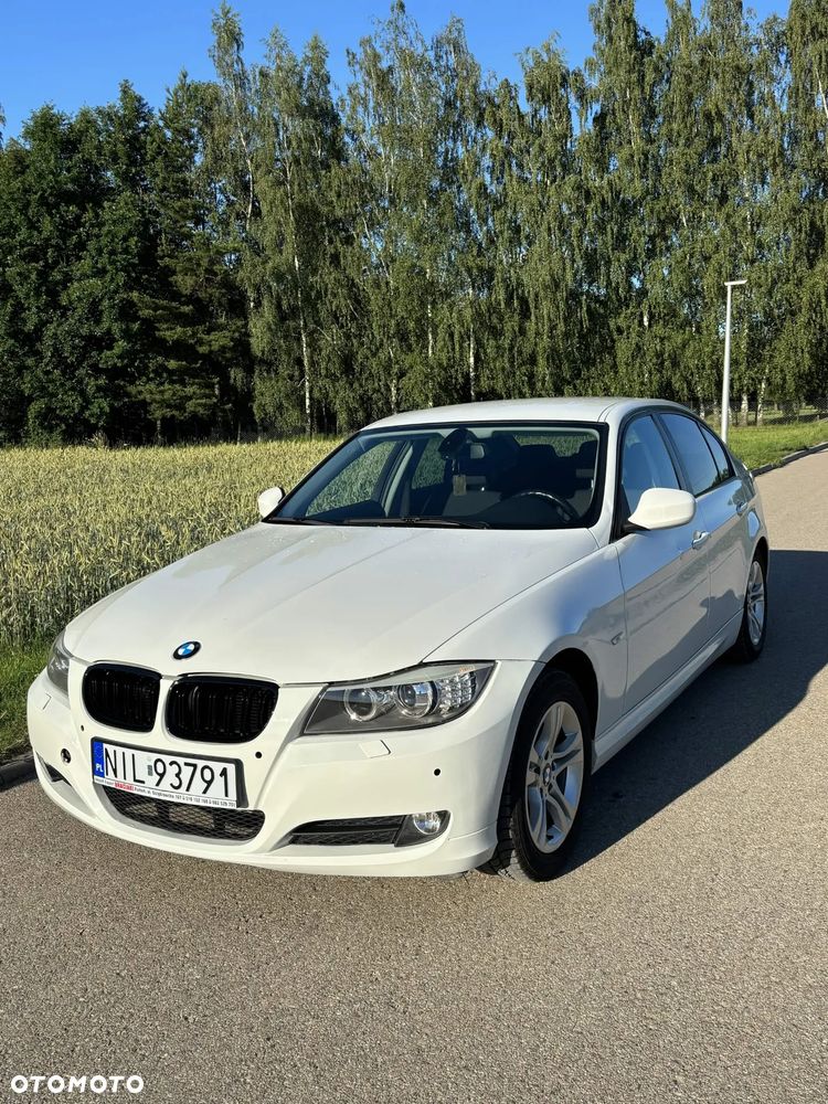 BMW Seria 3 318i - 1