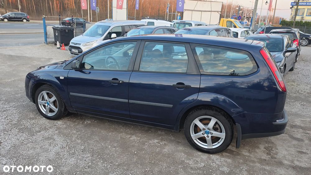 Ford Focus SW 1.6 TDCi Trend + - 21