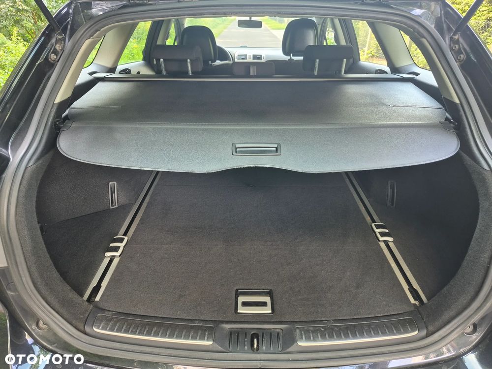 Toyota Avensis 2.0 D-4D Edition - 29