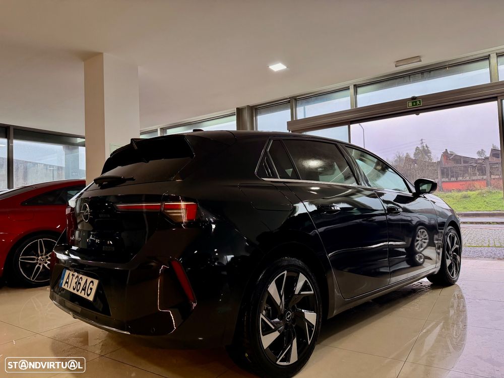 Opel Astra 1.2 T Edition - 40