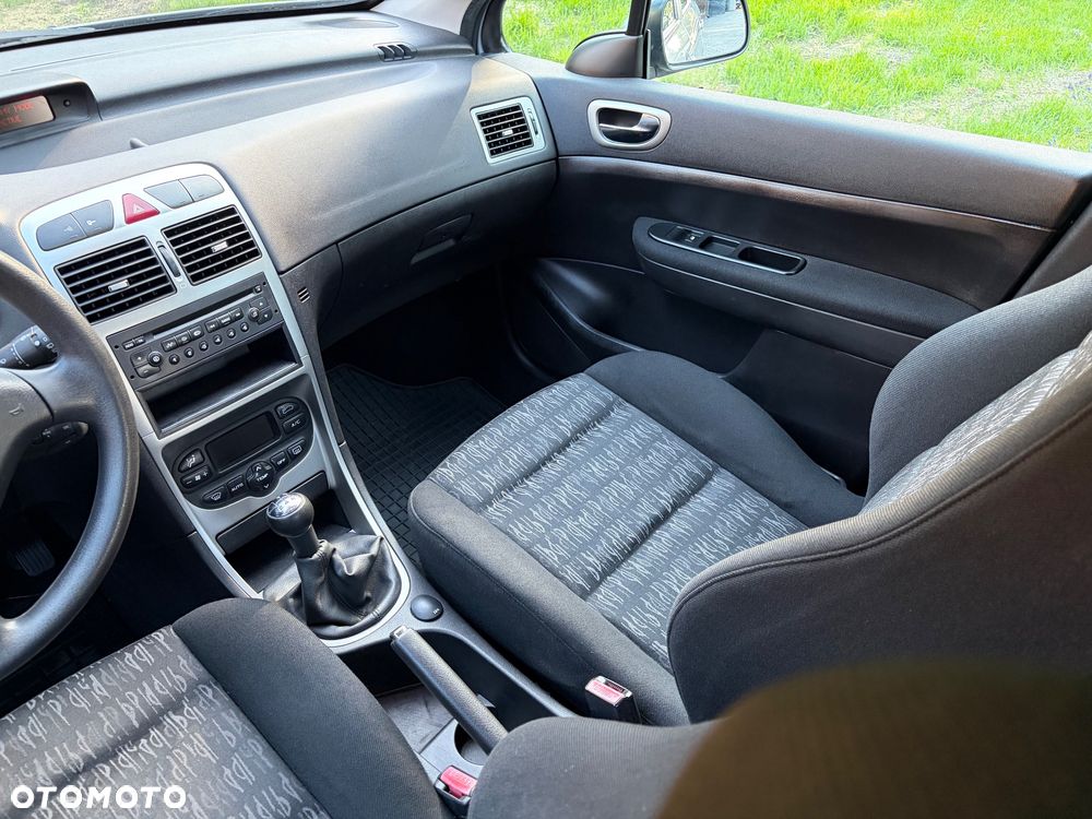 Peugeot 307 1.6 Premium - 4