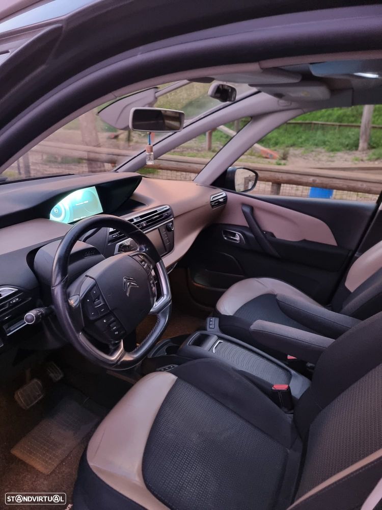 Citroën C4 Grand Picasso - 13
